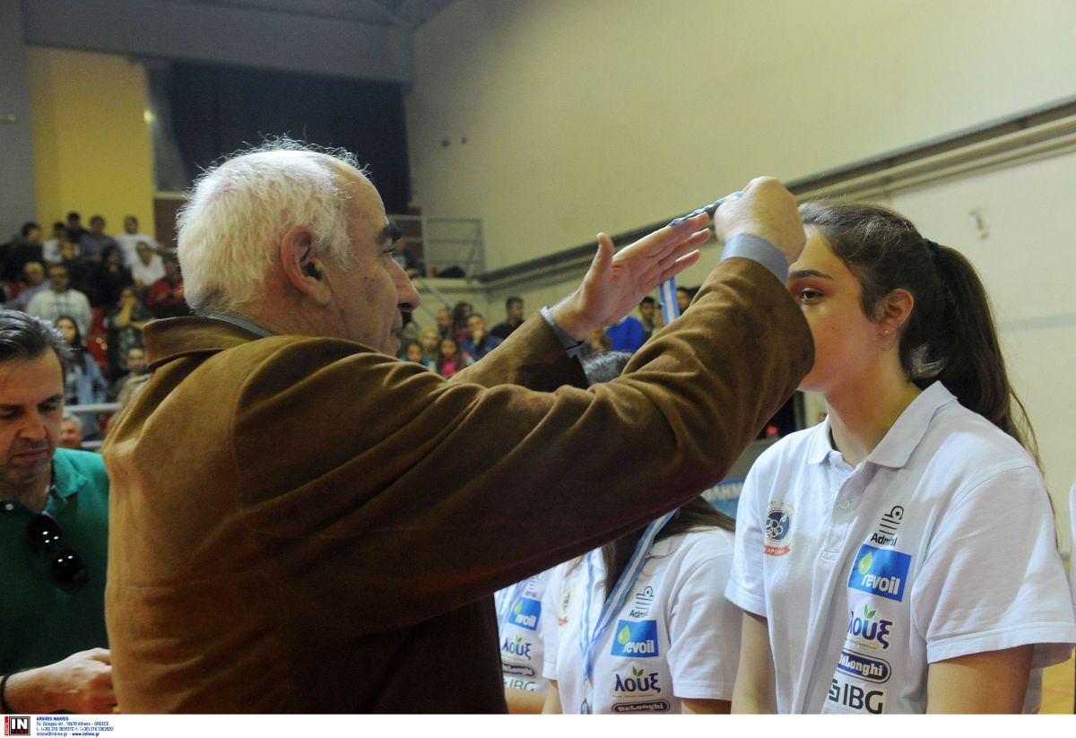 aom neanides final4-3